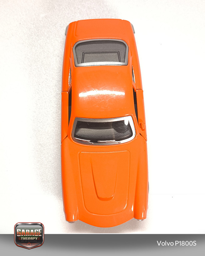 ماکت 1:43 خودروی کلاسیک Volvo 1800S مدل 1969