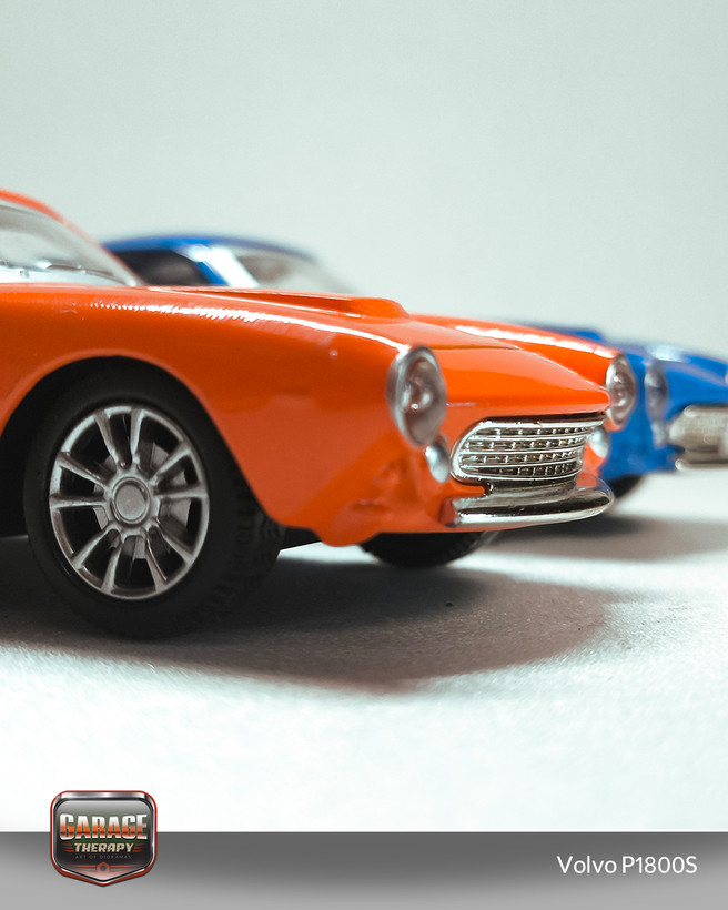ماکت 1:43 خودروی کلاسیک Volvo 1800S مدل 1969