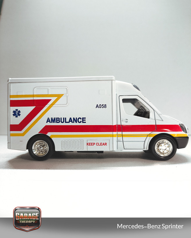 ماکت آمبولانس 1:43 | مدل ون امدادی Mercedes-Benz Sprinter