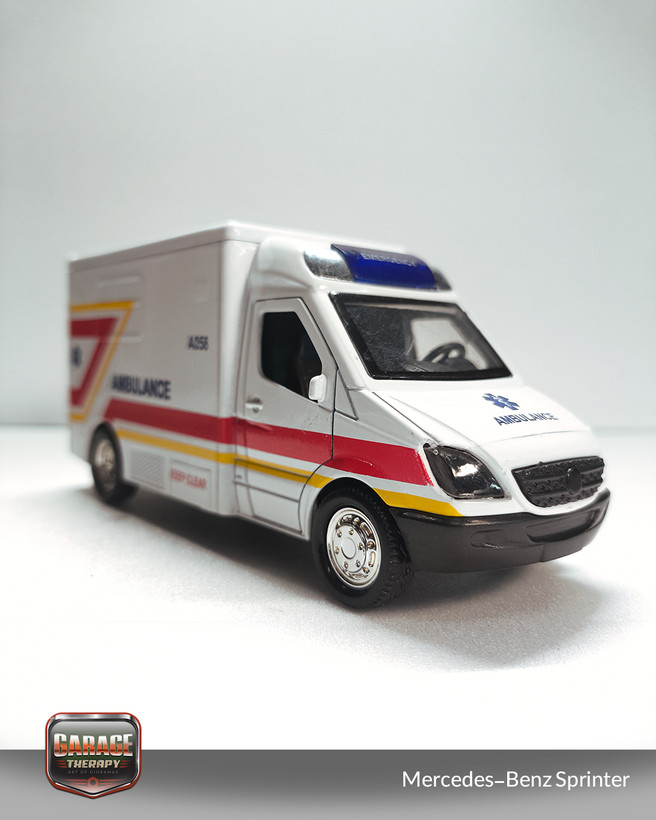 ماکت آمبولانس 1:43 | مدل ون امدادی Mercedes-Benz Sprinter