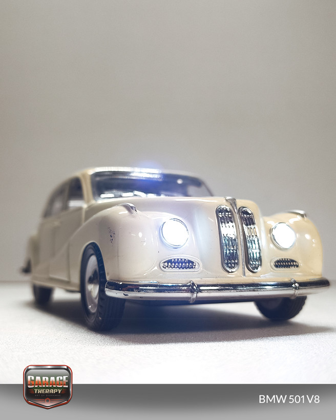 ماکت کلکسیونی BMW 501/502 (فرشته باروک)