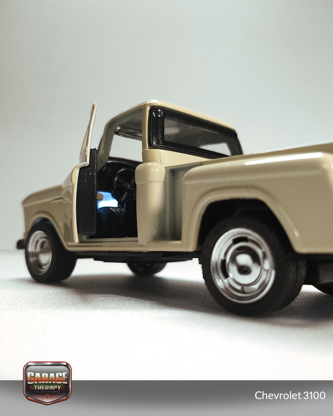 ماکت فلزی Chevrolet 3100 1:43