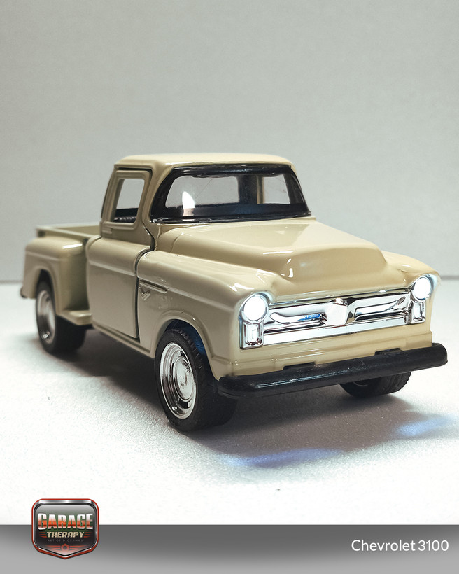 ماکت فلزی Chevrolet 3100 1:43
