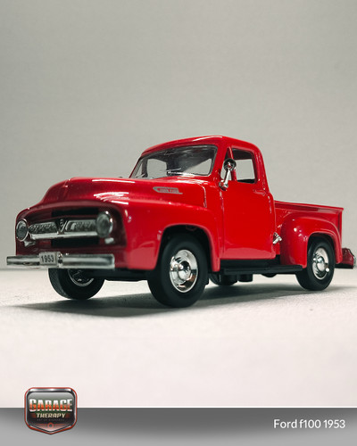 ماکت ماشین وانت فورد F-100 مدل 1953 - مقیاس 1:43 - برند رود سیگنچر (Road Signature)